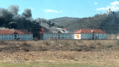На Закарпатті горіли два багатоквартирні будинки. СУСПІЛЬНЕ | ВІДЕОНОВИНИ