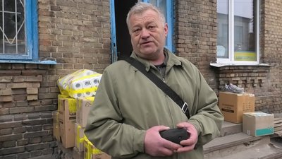 Волонтери на Волині зібрали великодні посилки для бійців на передовій Волонтери на Волині зібрали великодні посилки для бійців на передовій