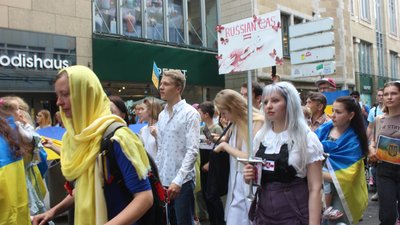 "Щоб про Україну не забували". Харків'яни приєдналися до демонстрації у Німеччині
