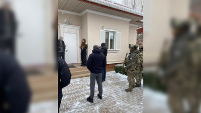 У Чернігові СБУ затримала співробітника "Укрзалізниці", який коригував ракетні удари по Києву