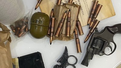 Мешканець Одеси очолив угрупування, яке займалося нелегальною міграцією та контрабандою – СБУ Мешканець Одеси очолив угрупування, яке займалося нелегальною міграцією та контрабандою – СБУ