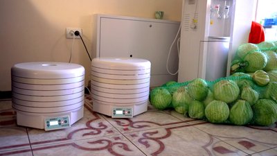 "Сухі страви" для оборонців готують волонтерки з Вінниччини