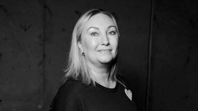 Олена Чернова була видавчинею Vogue UA від запуску проєкту і до останніх днів життя Олена Чернова була видавчинею Vogue UA від запуску проєкту і до останніх днів життя
