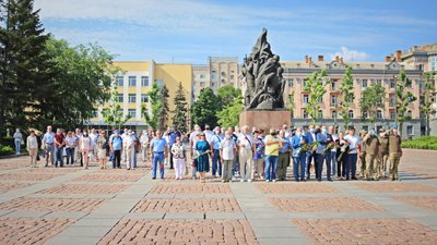 Миколаївці вшанували пам’ять жертв війни