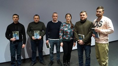 «Кожна людина – це унікальна історія». У Дніпрі презентували книгу про бійців «Воїни Дніпра» «Кожна людина – це унікальна історія». У Дніпрі презентували книгу про бійців «Воїни Дніпра»
