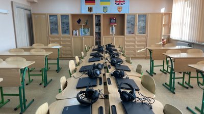 Замість двох корпусів – руїни. У Миколаєві планують відновити ліцей № 60 Замість двох корпусів – руїни. У Миколаєві планують відновити ліцей № 60