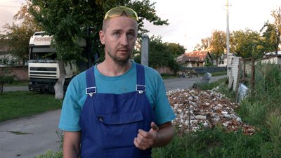 Три місяці живе в гаражі: історія жительки Чернігова, чий будинок зруйнували росіяни Три місяці живе в гаражі: історія жительки Чернігова, чий будинок зруйнували росіяни