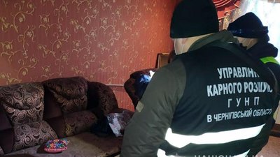 На Чернігівщині затримали підозрюваних у нападах на самотніх пенсіонерів