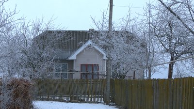 Громада на Прикарпатті звернеться до уряду, щоб відселити людей через просідання ґрунту Громада на Прикарпатті звернеться до уряду, щоб відселити людей через просідання ґрунту