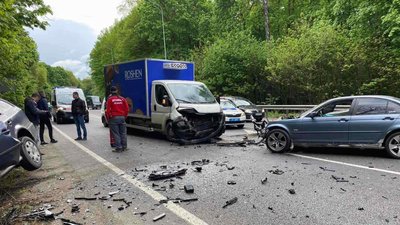 Дтп у Вінниці: на об’їзній зіштовхнулися 4 автівки Дтп у Вінниці: на об’їзній зіштовхнулися 4 автівки