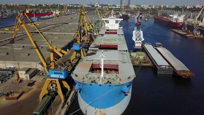 Італія, Румунія, Бельгія. Три країни ЄС забороняють російським кораблям вхід у свої порти