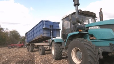 Техніка сільське господарство збір фермер проблема збут зернових Торецьке Донецька область Техніка сільське господарство збір фермер проблема збут зернових Торецьке Донецька область
