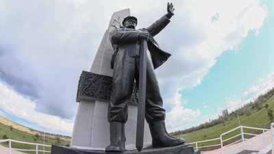 Під Одесою перепоховали дев’ятьох воїнів Другої світової війни Під Одесою перепоховали дев’ятьох воїнів Другої світової війни