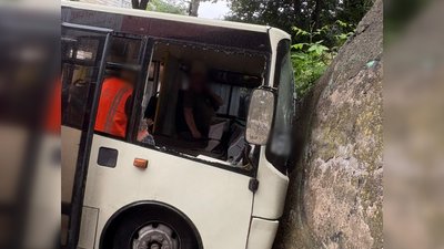 Автобус на вулиці Замарстинівській