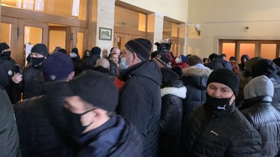 Як відбувався повторний протест за зниження тарифів в Ужгороді Як відбувався повторний протест за зниження тарифів в Ужгороді