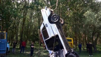 В Одеській області двоє рибалок в авто з'їхали в річку і потонули В Одеській області двоє рибалок в авто з'їхали в річку і потонули