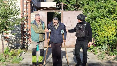 Херсон, евакуація, Херсон, втратив ногу через атаку РФ