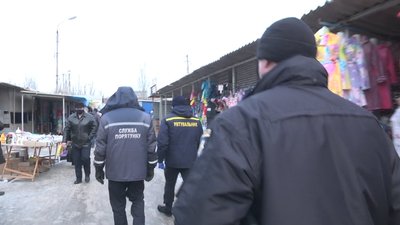 У Краматорську перевірили місця продажу піротехніки