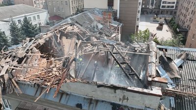 Окупанти обстріляли житловий будинок у Харкові: поранених немає Окупанти обстріляли житловий будинок у Харкові: поранених немає