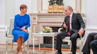 Президентка Естонії відхилила подарунок від Росії – пляшку кримського шампанського