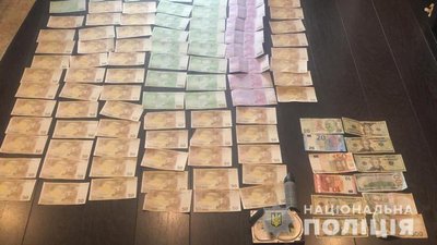 На Запоріжжі посадовця ОДА викрили на хабарі