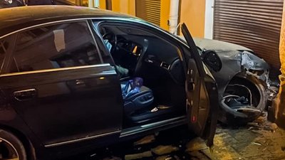 У Львові нетверезий водій зніс огорожу і в'їхав у магазин