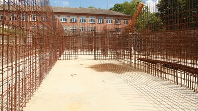 Будівництво шкільного укриття
