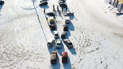 У Дніпрі зіграли концерт-реквієм та збудували "вежу" в пам`ять захисників Донецького аеропорту У Дніпрі зіграли концерт-реквієм та збудували "вежу" в пам`ять захисників Донецького аеропорту