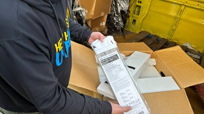 Тонну медикаментів передала американська діаспора в одну із лікарень Полтави Тонну медикаментів передала американська діаспора в одну із лікарень Полтави