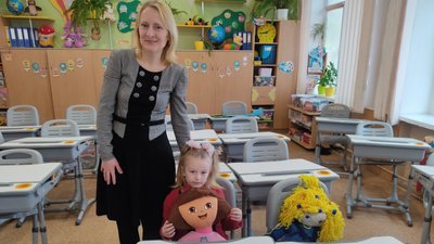 Планують набрати 2 900 учнів: у Житомирі стартував прийом документів до першого класу