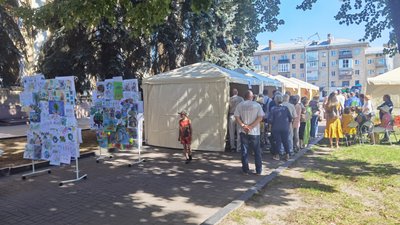 У Полтаві влаштували безплатне медичне обстеження та консультації для людей