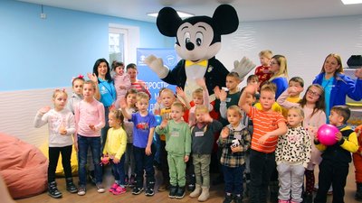 Творчі заняття, майстер класи й кімната матері та дитини: у Вінниці відкрили Дитячий Простір