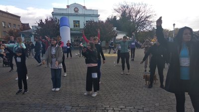 Гроші на лікування двох дітей збирали на ярмарку та під час забігу в Ужгороді Гроші на лікування двох дітей збирали на ярмарку та під час забігу в Ужгороді