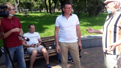 У Чернігові вдруге протестували проти встановлення колеса огляду У Чернігові вдруге протестували проти встановлення колеса огляду