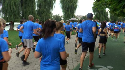 "Заради наших воїнів я готова бігти". Як у Франківську 210 людей взяли участь у благодійному забігу "Вишиванка IF RUN" "Заради наших воїнів я готова бігти". Як у Франківську 210 людей взяли участь у благодійному забігу "Вишиванка IF RUN"