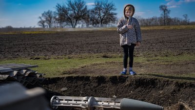 Готуються садити городи. Як живе звільнена Трудолюбівка на Херсонщині
