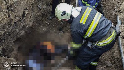 Зсув ґрунту під час ремонту каналізації призвів до загибелі людини на Вінниччині