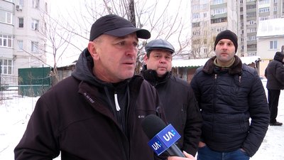 У Житомирі жителі мікрорайону Корбутівка виступають проти спорудження житлового будинку У Житомирі жителі мікрорайону Корбутівка виступають проти спорудження житлового будинку