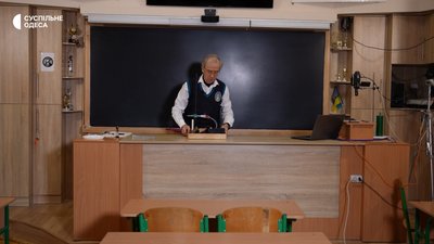 Мільйон підписників і фізика для всіх: як Павло Віктор змінює шкільну освіту Мільйон підписників і фізика для всіх: як Павло Віктор змінює шкільну освіту