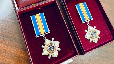 У Мукачеві вручили державні нагороди сім’ям загиблих військових