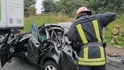 Цими вихідними на дорогах Львівщини трапилося 50 аварій Цими вихідними на дорогах Львівщини трапилося 50 аварій