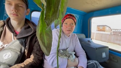 "Готова на собачу будку, тільки щоб не стріляли": на Новгород-Сіверщині люди покидають прикордонні села "Готова на собачу будку, тільки щоб не стріляли": на Новгород-Сіверщині люди покидають прикордонні села