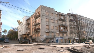 Будинок на Садовій, 2 у Харкові після ракетного удару РФ