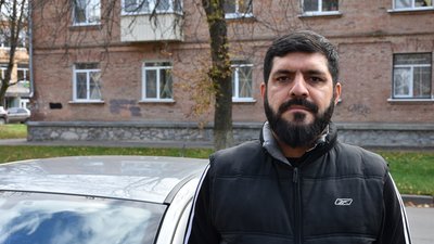 "Я не можу дивитись в очі людям, які знають, звідки я родом" - іранець про життя в Полтаві