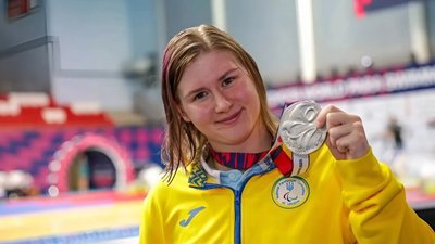 Параплавчиня Анна Гонтар