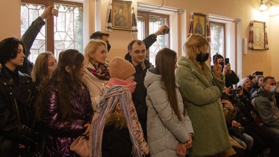 Ангел, чорт та ірод. В Одесі проводять акцію "Різдво Разом" Ангел, чорт та ірод. В Одесі проводять акцію "Різдво Разом"