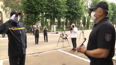 На Житомирщині рятувальників та військових нагородили відзнаками Кабміну На Житомирщині рятувальників та військових нагородили відзнаками Кабміну