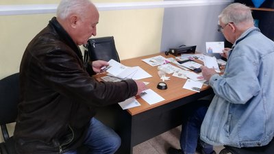 У Полтаві погасили марку, присвячену ЗСУ У Полтаві погасили марку, присвячену ЗСУ