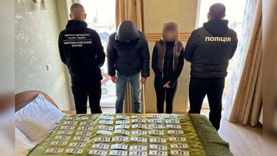 Жительку Хустщини підозрюють в переправленні одесита до Румунії