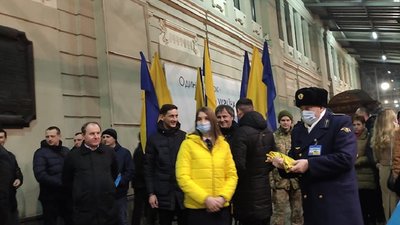 Курсує через 12 областей: до Львова прибув поїзд єдності Курсує через 12 областей: до Львова прибув поїзд єдності